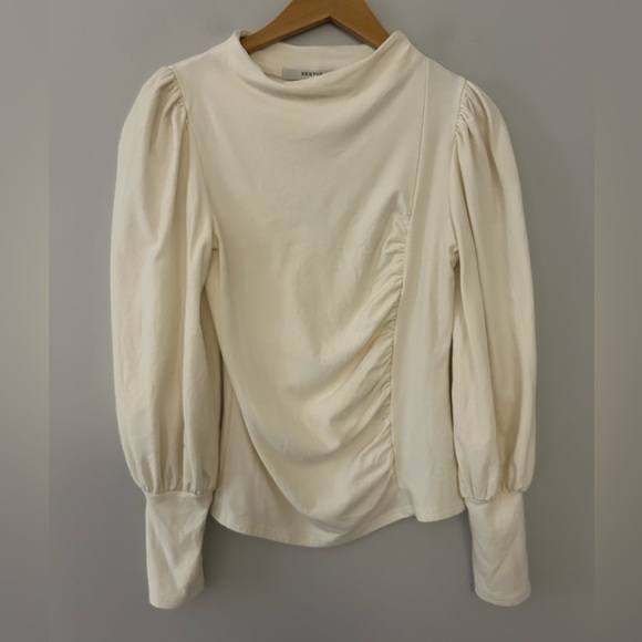 GESTUZ RifaGZ White Cream Pullover Ruched Blouse - Picture 3 of 9